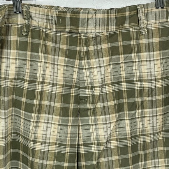 Caribbean Joe Women Shorts Size 14 Sagebrush Green Plaid 4 Pockets NWT - Picture 3 of 11